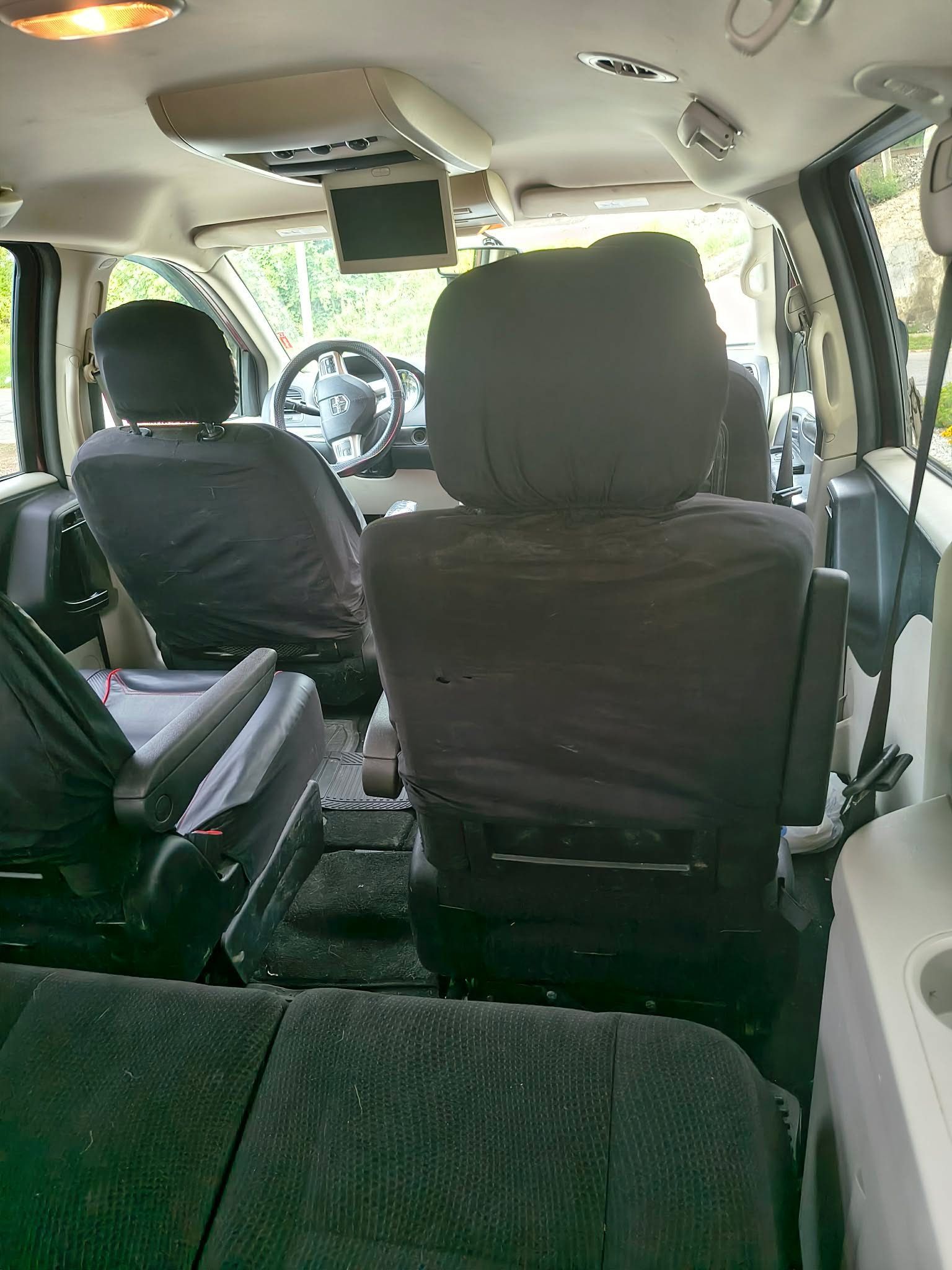van Photo 6.jpg