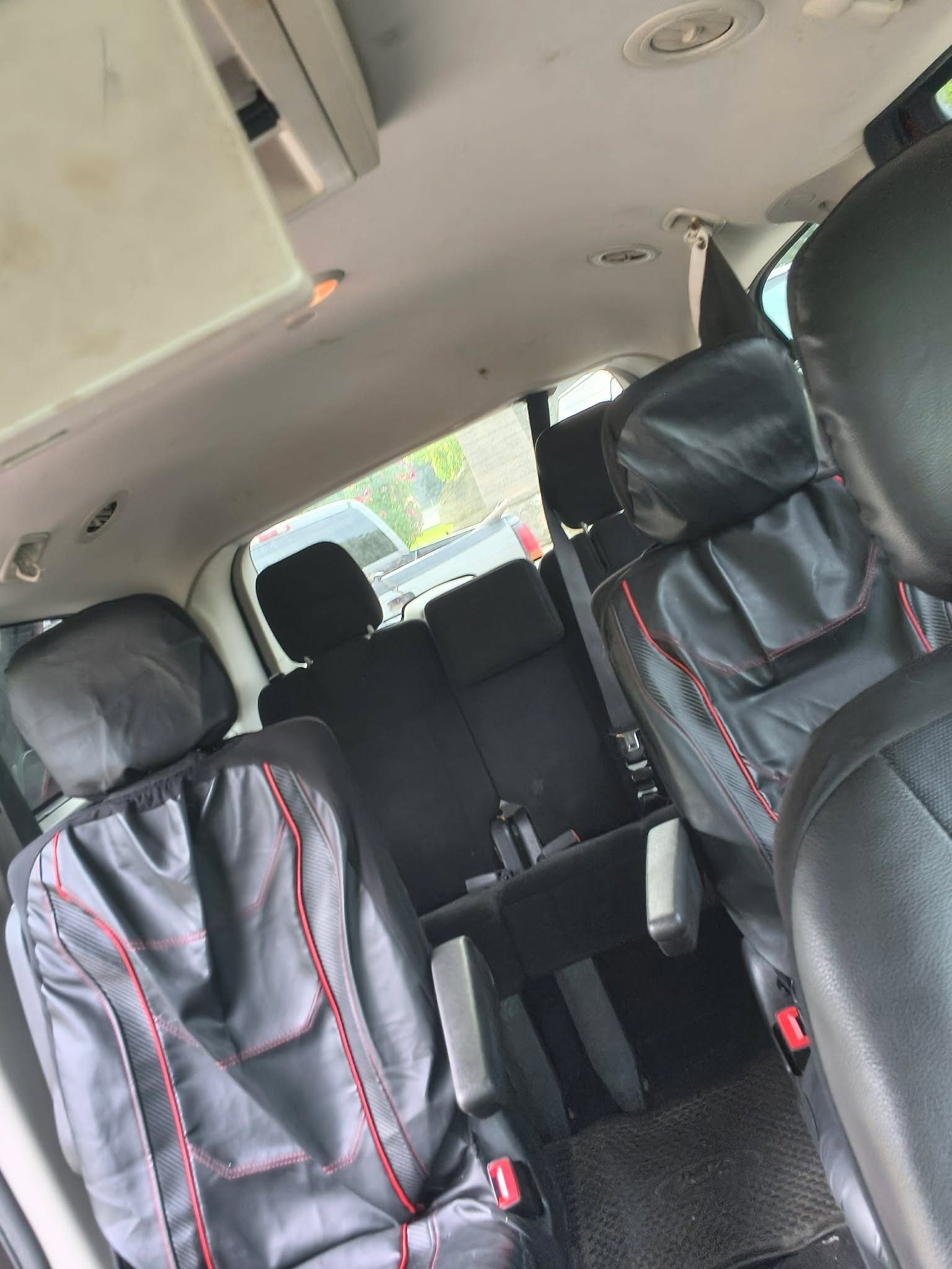van Photo 2.jpg